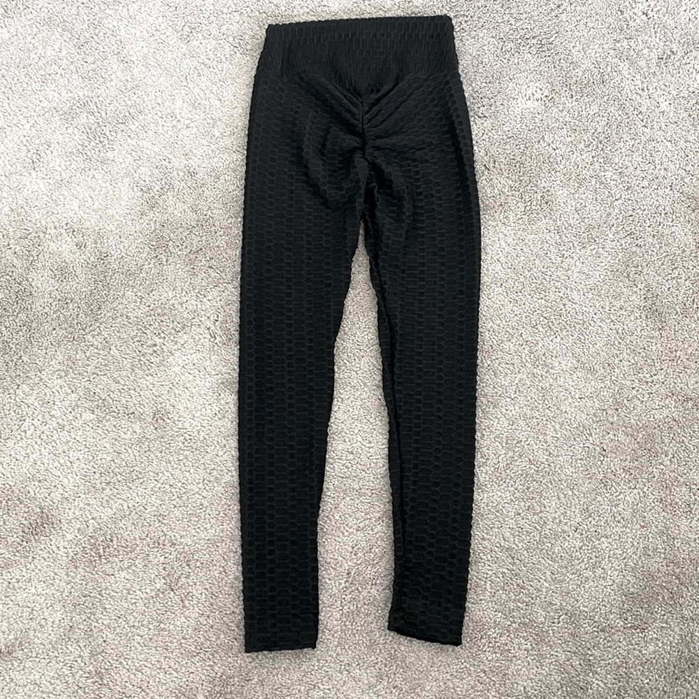 Woman’s XS tight stretchy black leggings